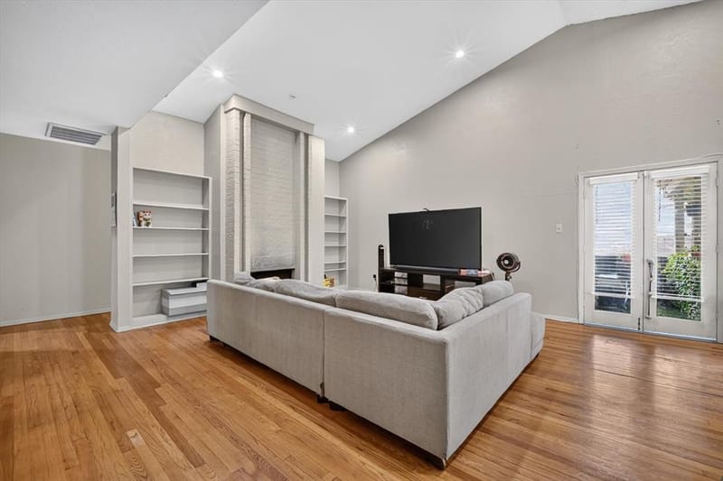 10437 High Hollows Drive # 220, Dallas TX 75230 - Photo 2