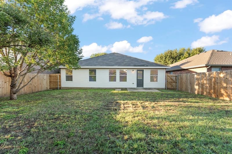 1128 Boxwood Drive, Crowley TX 76036 - Photo 26