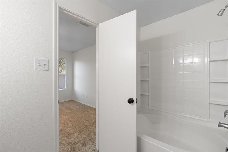 1128 Boxwood Drive, Crowley TX 76036 - Photo 22