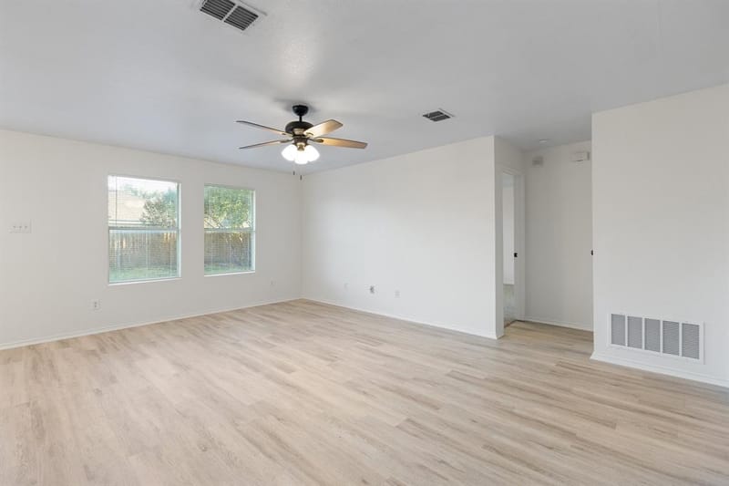 1128 Boxwood Drive, Crowley TX 76036 - Photo 9