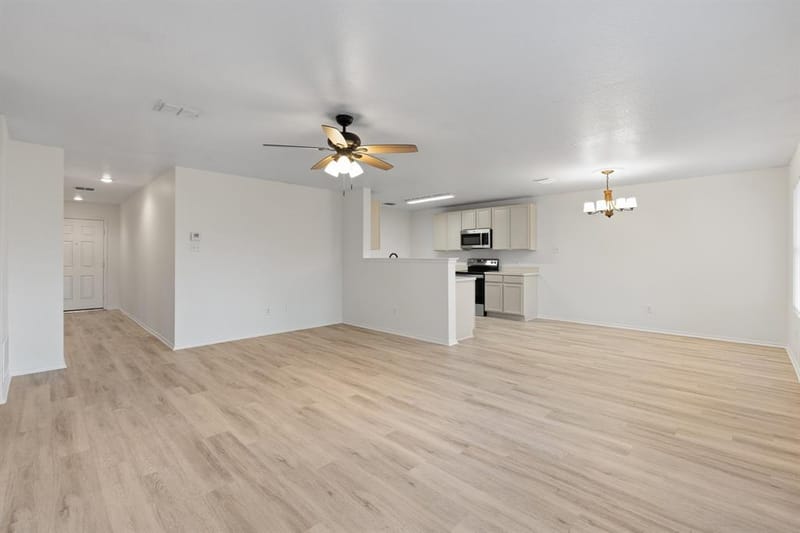 1128 Boxwood Drive, Crowley TX 76036 - Photo 11