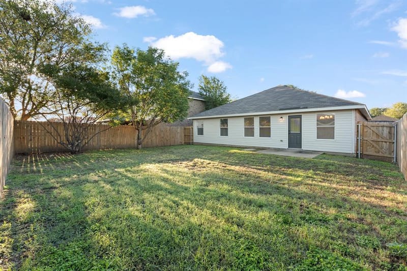 1128 Boxwood Drive, Crowley TX 76036 - Photo 25