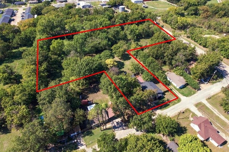 106 S Jernigan Street, Bells TX 75414 - Photo 32