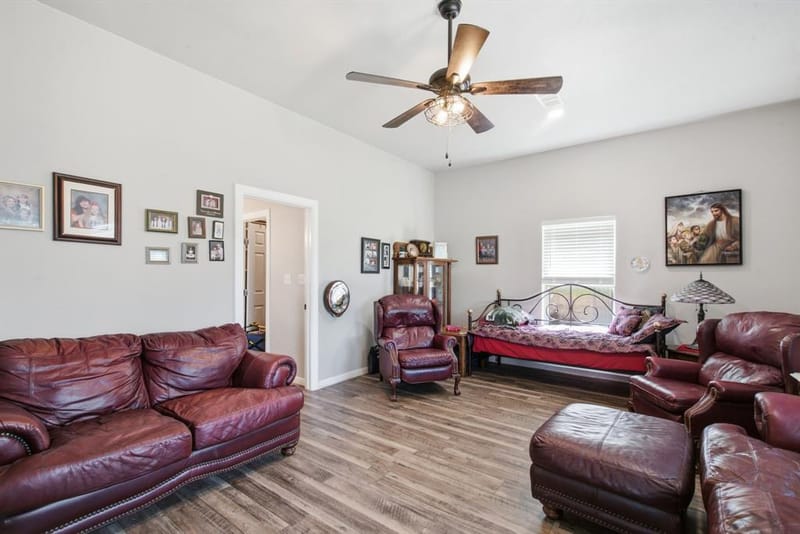 5098 Fairview, Millsap TX 76066 - Photo 13