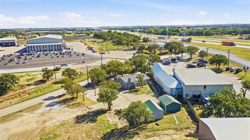 5098 Fairview, Millsap TX 76066 - Photo 33
