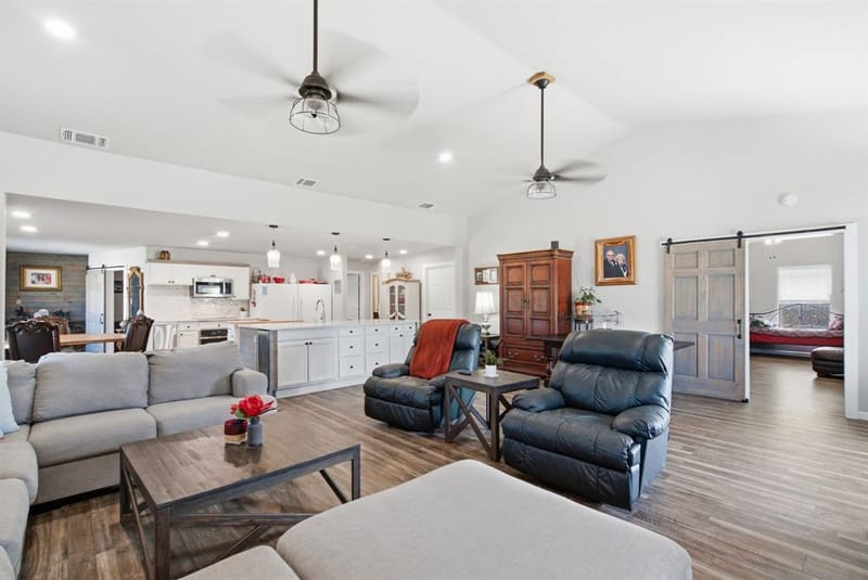 5098 Fairview, Millsap TX 76066 - Photo 8
