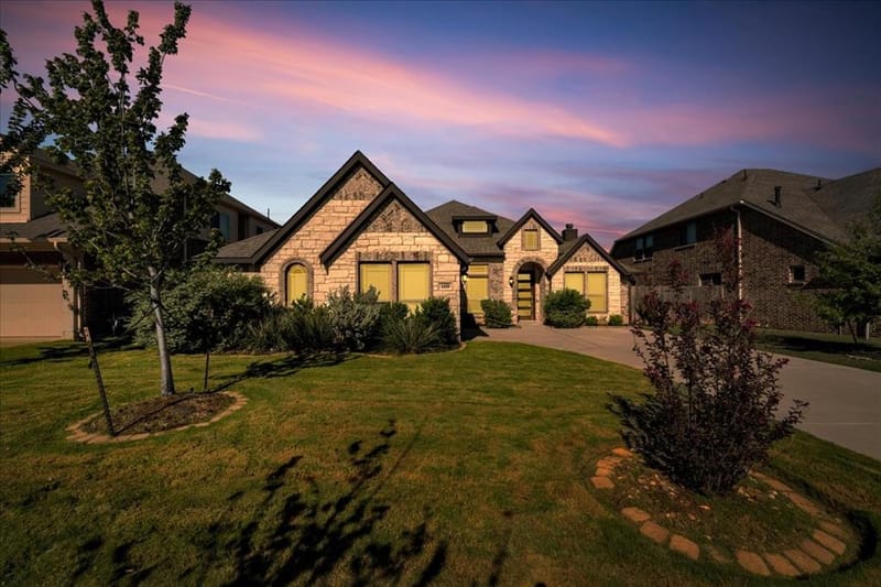 1410 Quincy Drive, Mansfield TX 76063 - Photo 4