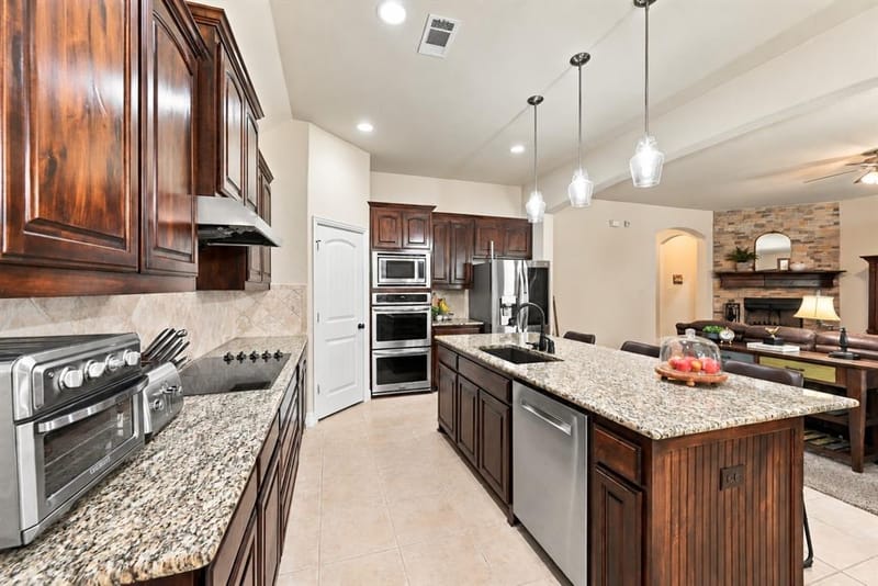 438 Salt Cedar Drive, Midlothian TX 76065 - Photo 7