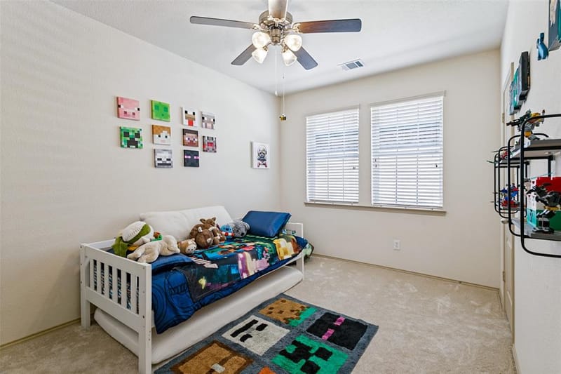 218 Buckingham Avenue, Euless TX 76040 - Photo 18