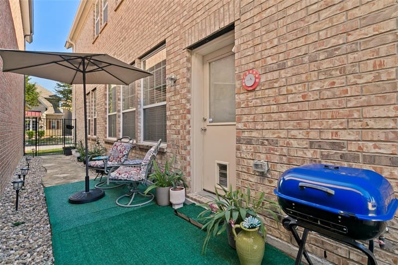 218 Buckingham Avenue, Euless TX 76040 - Photo 21