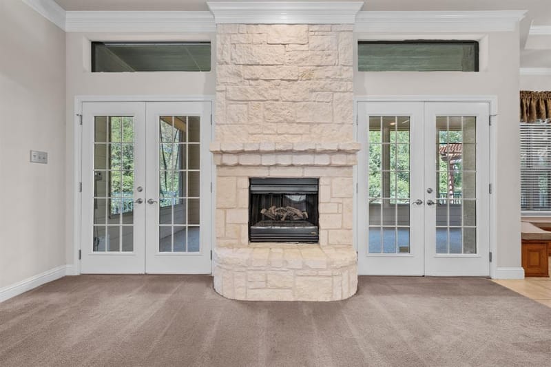 106 Woodhaven Court, Weatherford TX 76087 - Photo 7