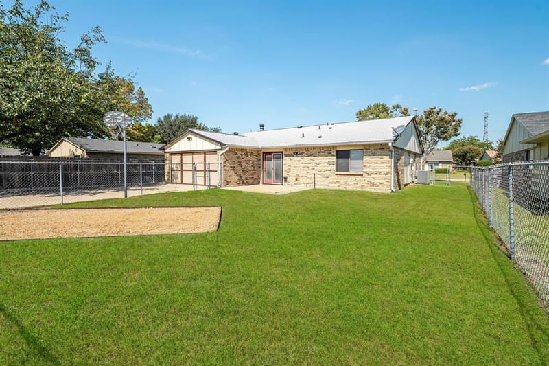 956 Lockhart Drive, Plano TX 75023 - Photo 23
