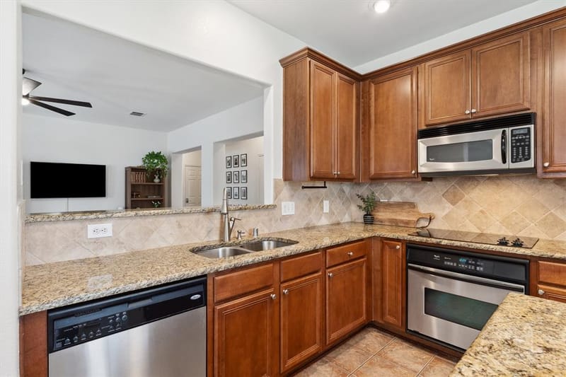 2685 Calmwater Drive, Little Elm TX 75068 - Photo 15