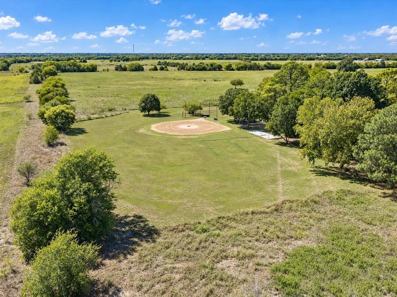 4800 Oak Grove Road, Ennis TX 75119 - Photo 37