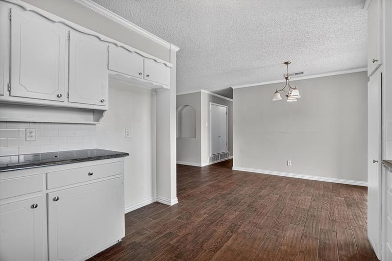 12653 fm 2331, Godley TX 76044 - Photo 11