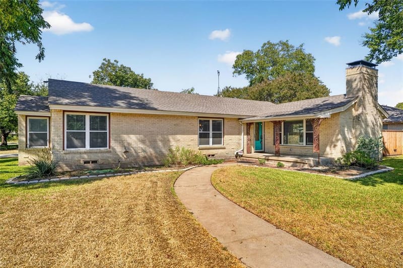 9733 Edgelake Drive, Dallas TX 75218 - Photo 12