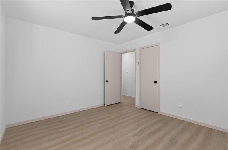 237 E Malone Avenue, Crowley TX 76036 - Photo 21
