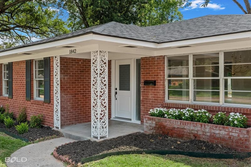 1842 Bryan Place, Shreveport LA 71105 - Photo 2