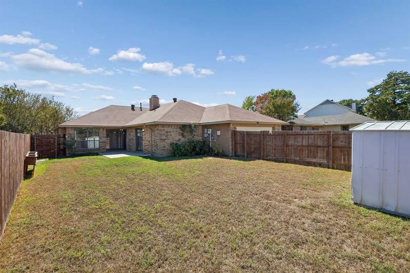 1721 Paxton Drive, Carrollton TX 75007 - Photo 23