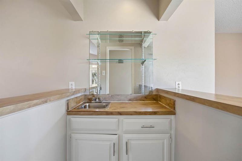 1721 Paxton Drive, Carrollton TX 75007 - Photo 17
