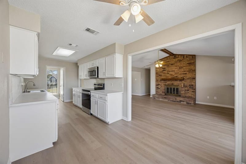 1721 Paxton Drive, Carrollton TX 75007 - Photo 10
