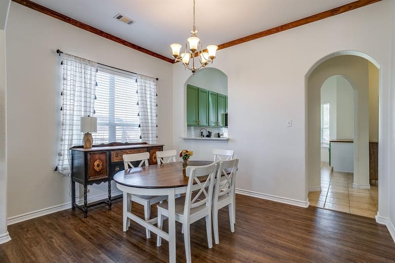 1236 Rosewood Court, Crowley TX 76036 - Photo 9