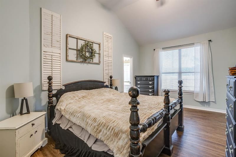 1236 Rosewood Court, Crowley TX 76036 - Photo 18