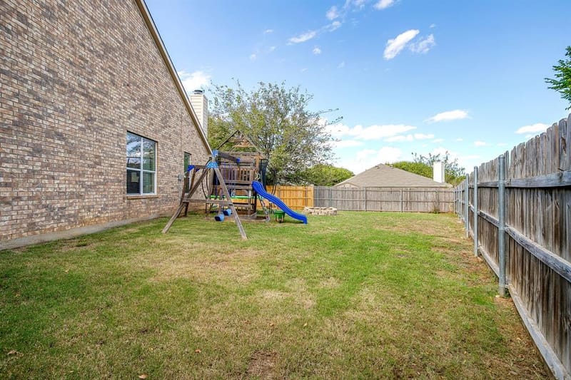 1236 Rosewood Court, Crowley TX 76036 - Photo 35