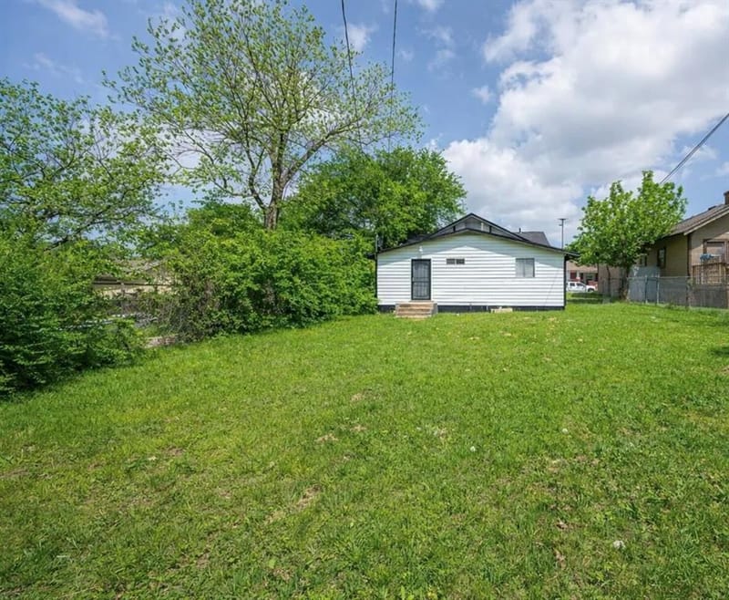 2628 Avenue G, Fort Worth TX 76105 - Photo 32