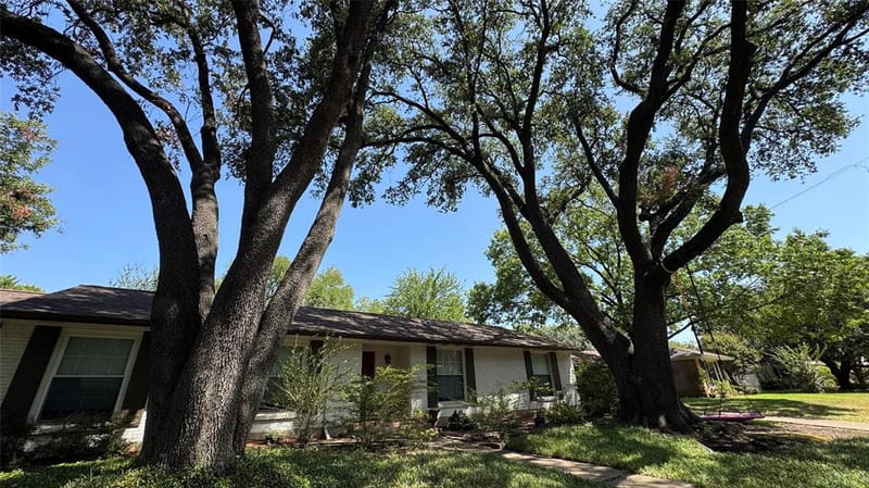 3543 Warick Drive, Dallas TX 75229 - Photo 6