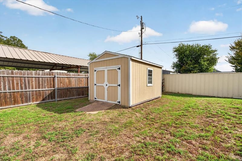 324 Pearson Lane, Azle TX 76020 - Photo 23