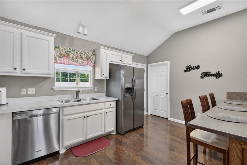 324 Pearson Lane, Azle TX 76020 - Photo 13
