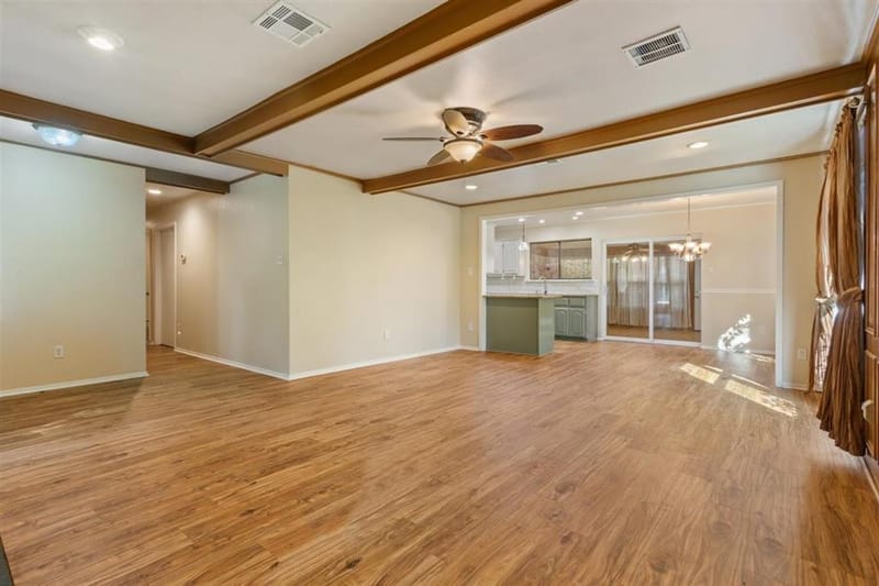 231 Del Rio Drive, Hewitt TX 76643 - Photo 10