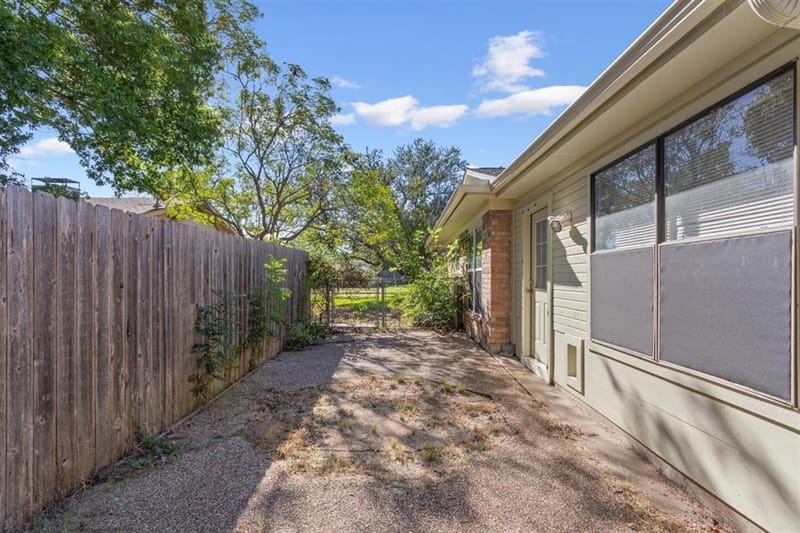 231 Del Rio Drive, Hewitt TX 76643 - Photo 35