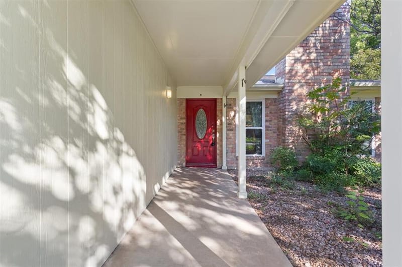 231 Del Rio Drive, Hewitt TX 76643 - Photo 4