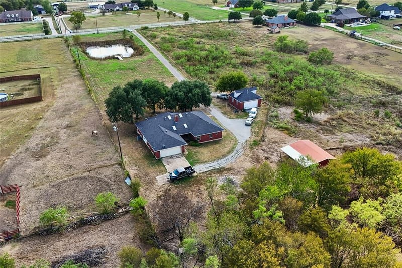 14529 County Road 511, Venus TX 76084 - Photo 2