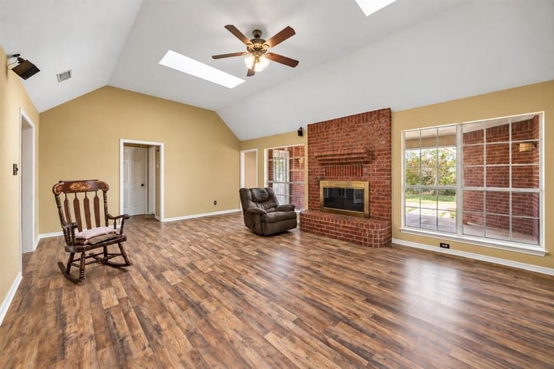 14529 County Road 511, Venus TX 76084 - Photo 11