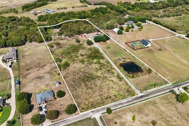 14529 County Road 511, Venus TX 76084 - Photo 4