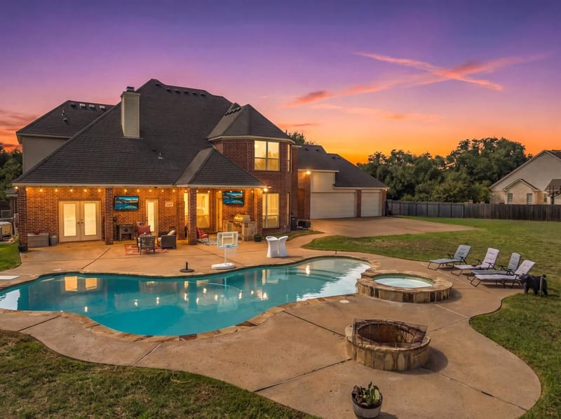 1021 Cascade Trail, McGregor TX 76657 - Photo 2