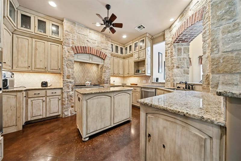 1021 Cascade Trail, McGregor TX 76657 - Photo 12