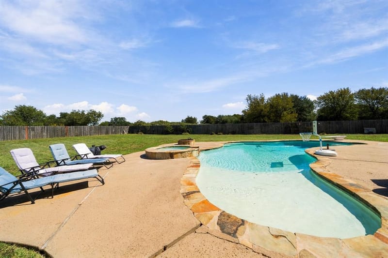 1021 Cascade Trail, McGregor TX 76657 - Photo 32