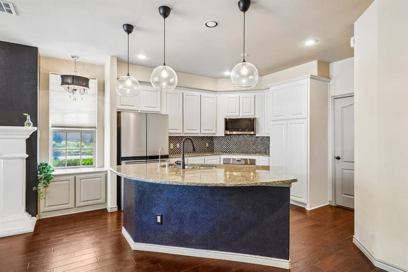 7937 Parkwood Boulevard, Plano TX 75024 - Photo 10