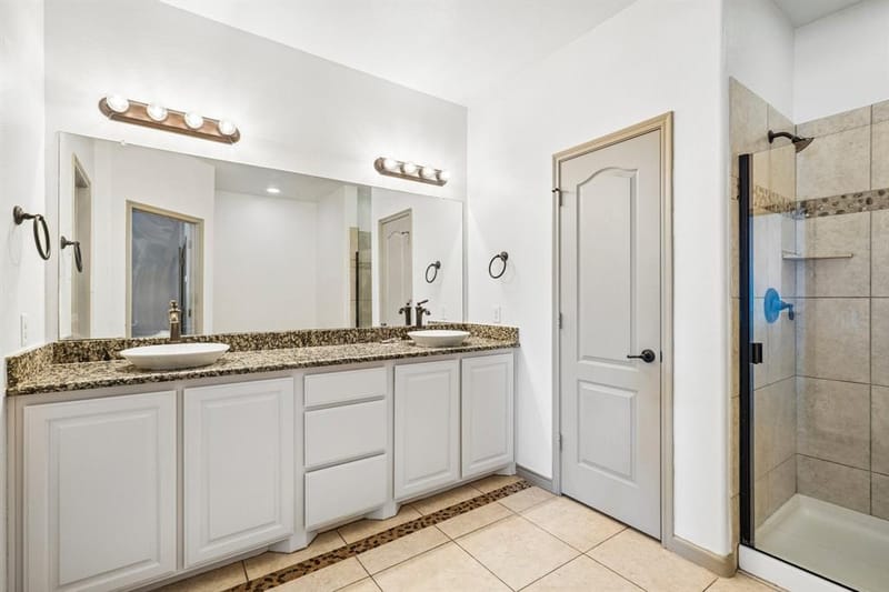 7937 Parkwood Boulevard, Plano TX 75024 - Photo 18
