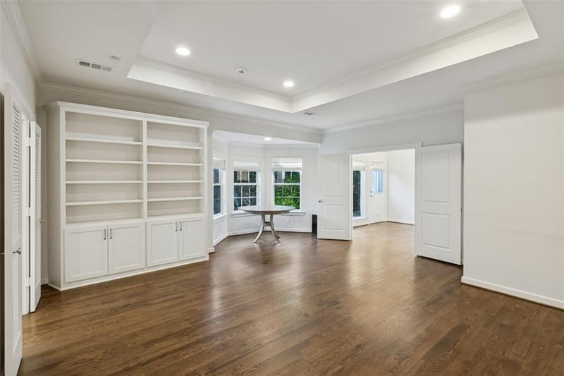 7338 Lane Park Drive, Dallas TX 75225 - Photo 11