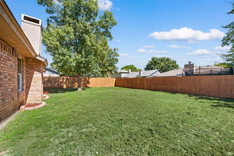 7512 Clover Lane, Watauga TX 76148 - Photo 24