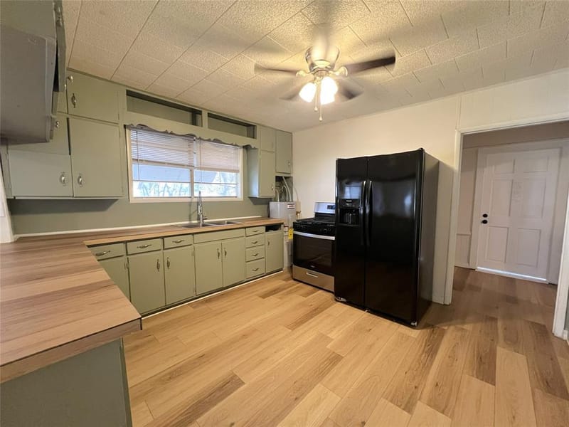 122 Robertson Street, Sulphur Springs TX 75482 - Photo 14