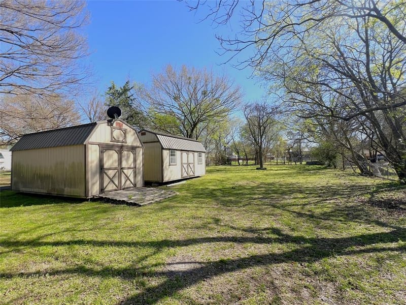 122 Robertson Street, Sulphur Springs TX 75482 - Photo 29