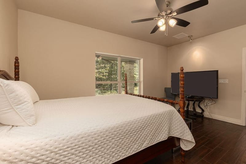 592 Rs County Road 1151, Emory TX 75440 - Photo 16