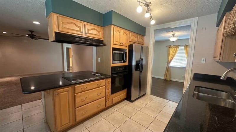 2526 Nottingham Place, Grand Prairie TX 75050 - Photo 15