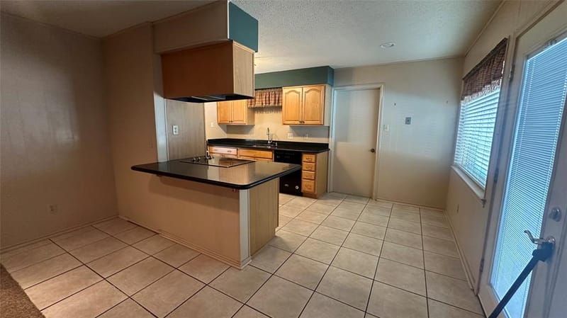2526 Nottingham Place, Grand Prairie TX 75050 - Photo 21